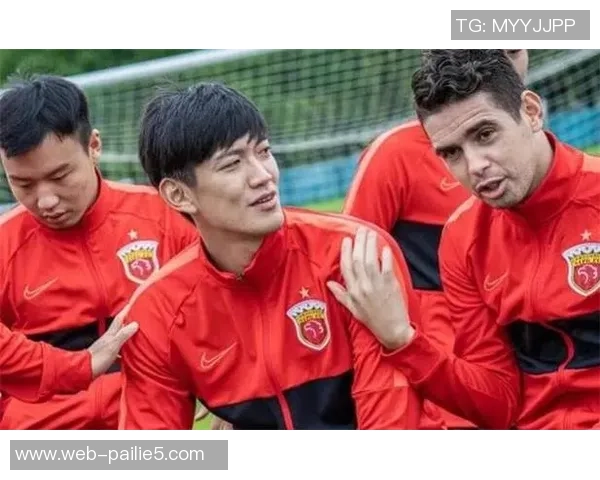 上港与首尔FC精彩对决集锦回顾球迷不容错过的精彩瞬间